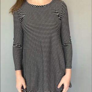 black and white striped long sleeve shirt